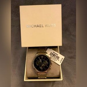 Michael Kors, men’s watch Brand New. Original price $275.